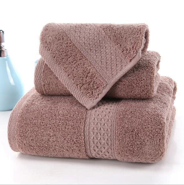 Set of three dusty rose 100% cotton terry bath towels by eprolo