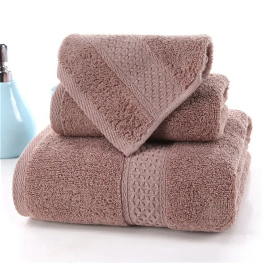 Set of three dusty rose 100% cotton terry bath towels by eprolo